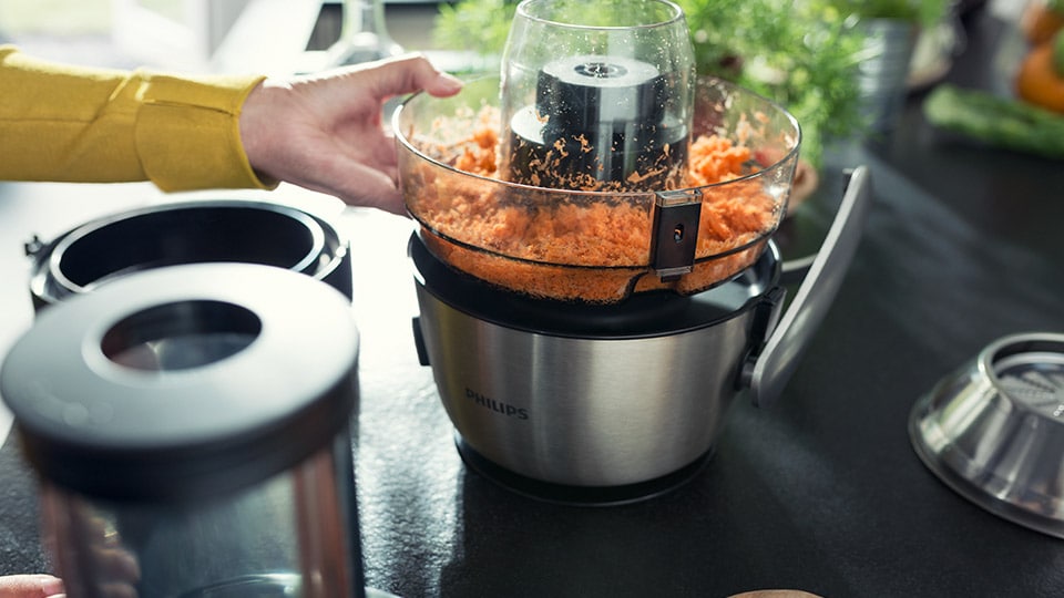 Carrot juicer