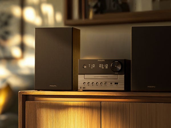 Enjoy all your music with your Philips micro music system