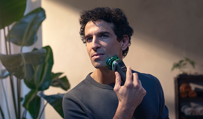How to use your S9000 shaver
